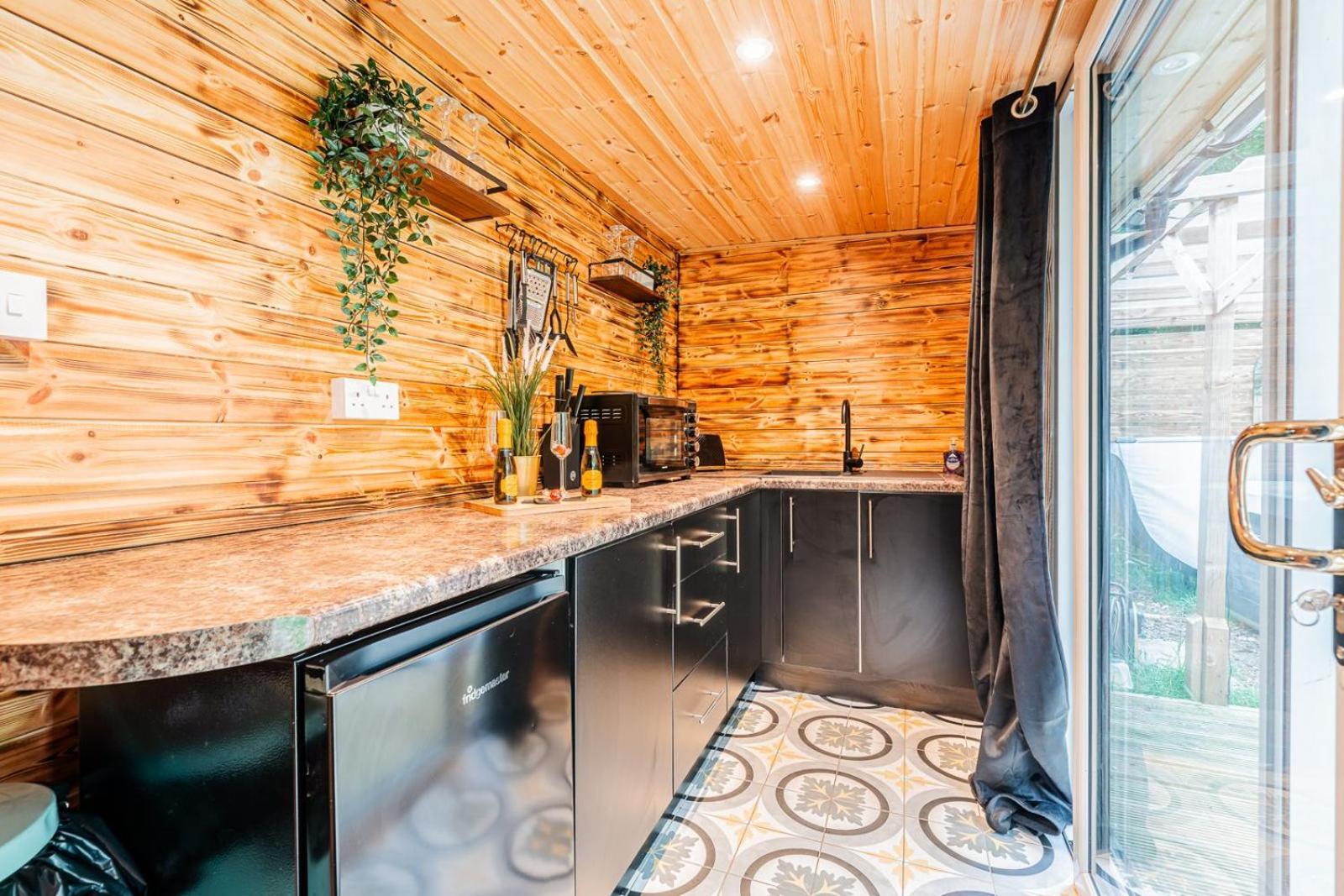 Holiday home Cozy With Hot Tub! Cadnam